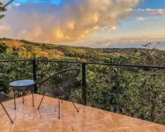 Tityra Lodge - Monteverde - Balcony