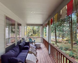 Riversong Retreat in Welches - Welches - Balcon