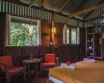 Our Jungle House - Khlong Sok