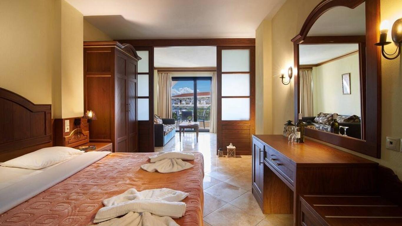 Toroni Blue Sea Hotel & Spa