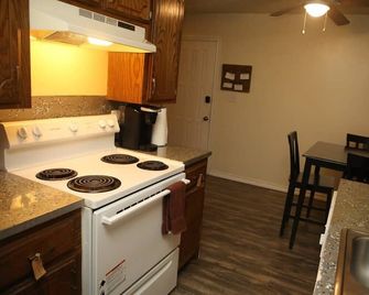 2 bed/ 1 bath next to Ft. Sill - Lawton - Mutfak