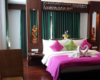 Nicha Suite Hua Hin Hotel - Hua Hin - Habitación
