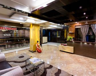 Hotel Shantikamal - Shirdi - Lobby