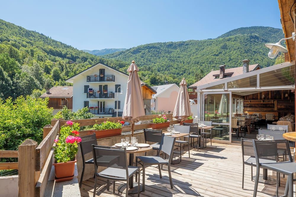 Hôtel Les Bains - Brides-les-Bains