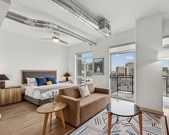 Sentral Sobro - Nashville