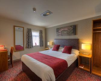 The Elms Hotel - Retford - Bedroom