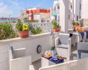 B&B Estasi sul mare - Porto Cesareo - Balkon