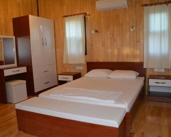 Caretta Caretta Pension - Cirali