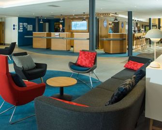 Holiday Inn Express Birmingham Airport NEC by IHG - Birmingham - Lounge