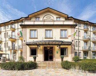 Hotel Valentino - Acqui Terme - Bâtiment