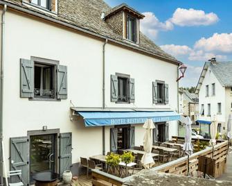 Logis Hotel De La Poste - Saint-Sauves-d'Auvergne - Bâtiment
