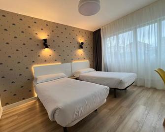 Iraipe Gorbea Auto Check-In - ויטוריה-גסטיאז - חדר שינה