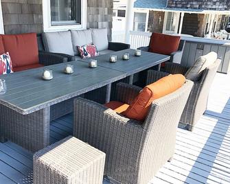 Beach House with Heated Pool - Bay Head - Patio