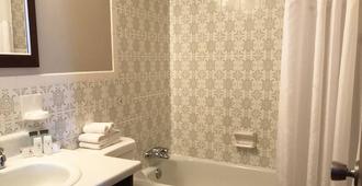Hôtel Mingan - Sept-Îles - Bathroom