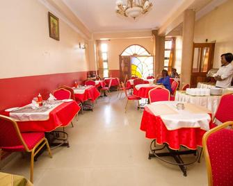 Silver Bells Hotel Isiolo - Isiolo - Restaurante