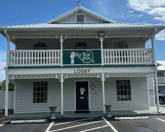 Key West Inn - Clanton - Clanton - Budova