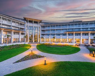 Mövenpick Balaland Resort Lake Balaton - Szántód - Будівля