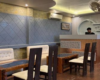 Via Sara Residency - Prayagraj - Restaurant