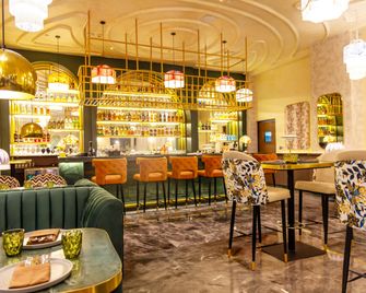 DoubleTree Suites by Hilton Bengaluru Outer Ring Road - Bangalore - Baari