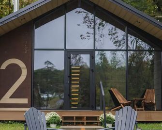 Lakefront Cabin Pocono #2 / Leisure Lake Resort - Scotrun - Patio