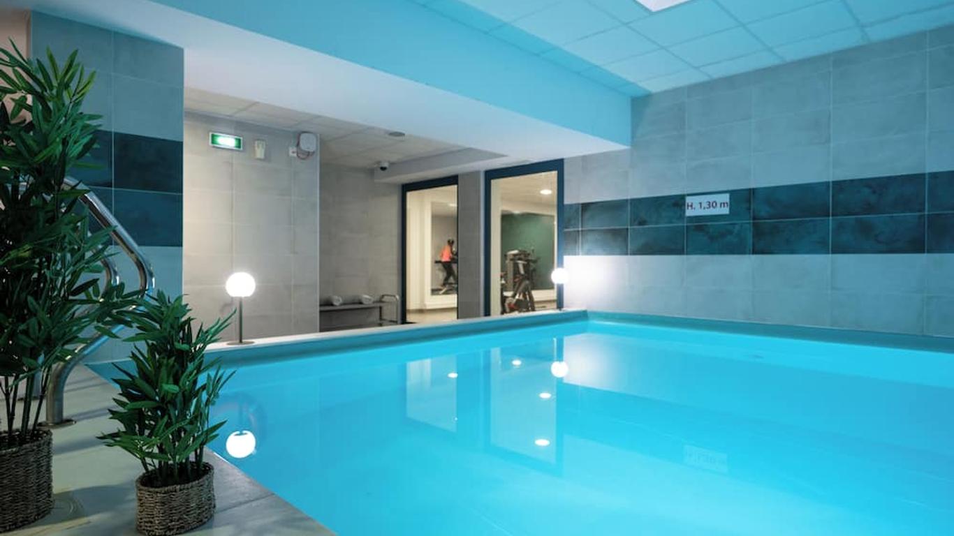 Nemea Appart Hotel Quai Victor Tours Centre