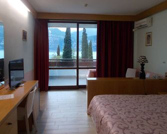Hotel Laura Christina - Malcesine - Bedroom