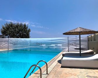 Thera Mare - Perissa - Pool