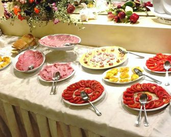 Hotel Residence Il Gabbiano - Cirò Marina - Buffet