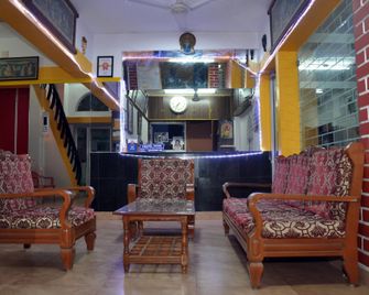 Red Carpet Residence - A Apartmental Guest House - Pondicherry - Budynek