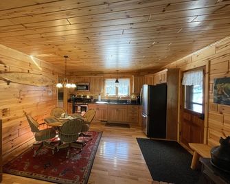AuSable River Rustic Cabin w/Central Air - Grayling - Dining room