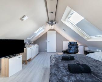 Uhse Loft - Heide - Schlafzimmer