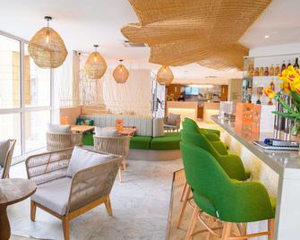 Ibis Styles Tours Centre - Tours - Lobby