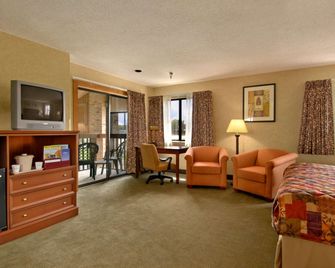 Baymont by Wyndham Tuscola - Tuscola - Salon