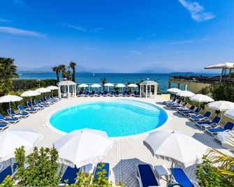 Lido International - Desenzano del Garda - Pool