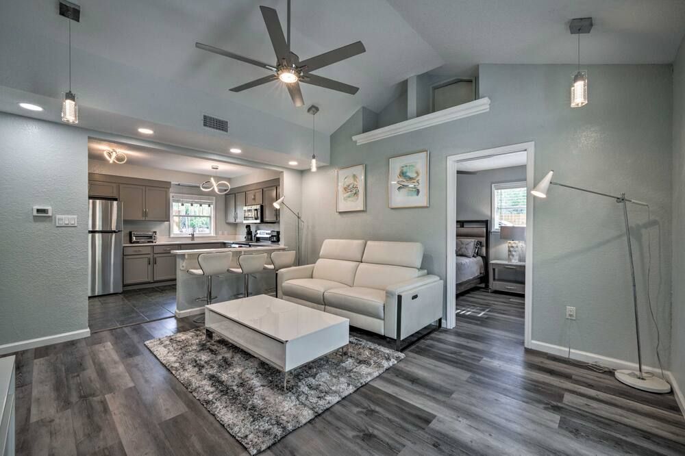 Apopka Getaway With Yard And Covered Pat - Apopka - Soggiorno