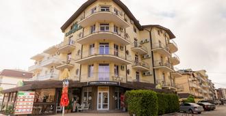 Hotel Atelika Grand Meridian - Anapa - Building