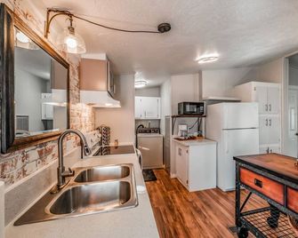 Renovated Bungalow Getaway - Philomath - Cocina