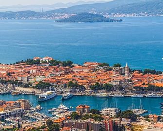 Apartment in Zadar with balcony, air conditioning, WiFi 858-1 - Zadar