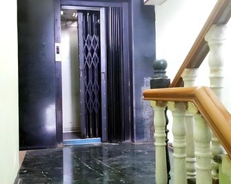 Hotel Chhaya - Aurangabad - Trappen
