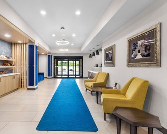 Holiday Inn Express & Suites Van Wert By IHG - Van Wert - Recepción