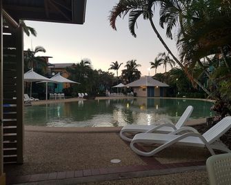 Noosa Holiday Accommodation - Noosaville - Pool