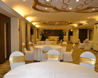 Al Hyatt Jeddah Continental Hotel - Jeddah - Restaurant