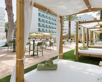 Copaiba by Honne Hotels - Adults Only - Palma de Mallorca - Binnenhof