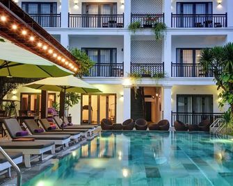 White Lotus Hotel Hoian - Hoi An - Uima-allas