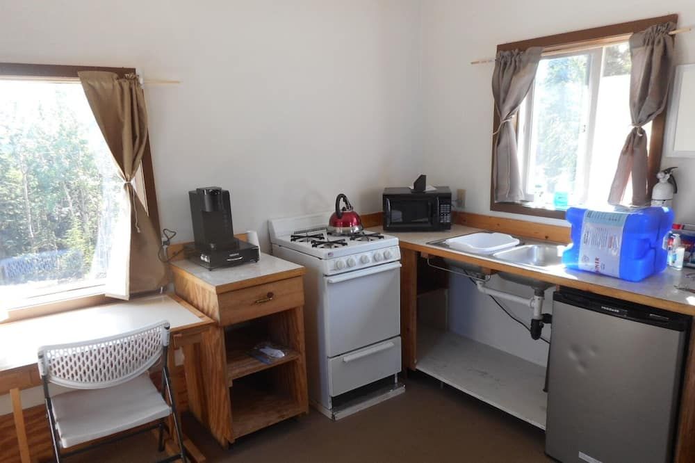 Alaska secluded Cabin , just 15 minutes from Denali National Park Entrance. - Healy - Küche