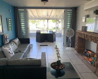 Villas De Playa 2 - Dorado - Living room