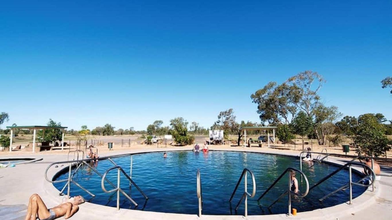 Lightning Ridge Outback Resort & Caravan Park