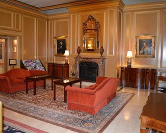 Sir Stamford at Circular Quay - Sydney - Living room