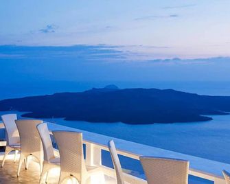Hotel Thireas - Thera - Balkon