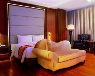 Nagoya Hill Hotel Batam - Lubuk Baja - Camera da letto